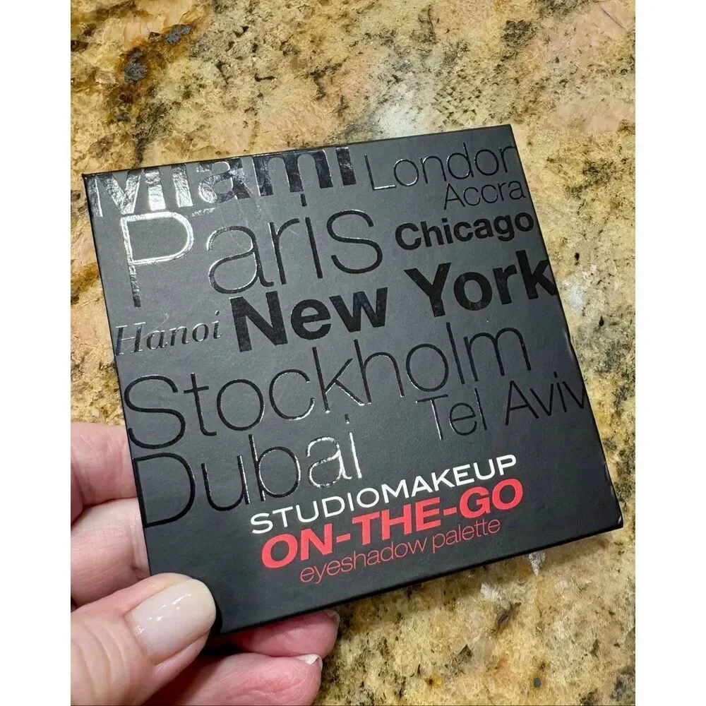 STUDIOMAKEUP - On-The-Go Eyeshadow Palette in the 
